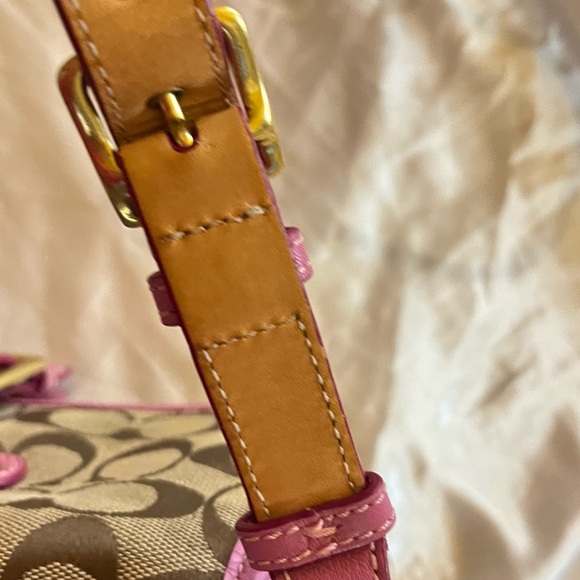 Coach Soho Pink Suede - Picture 8 of 15